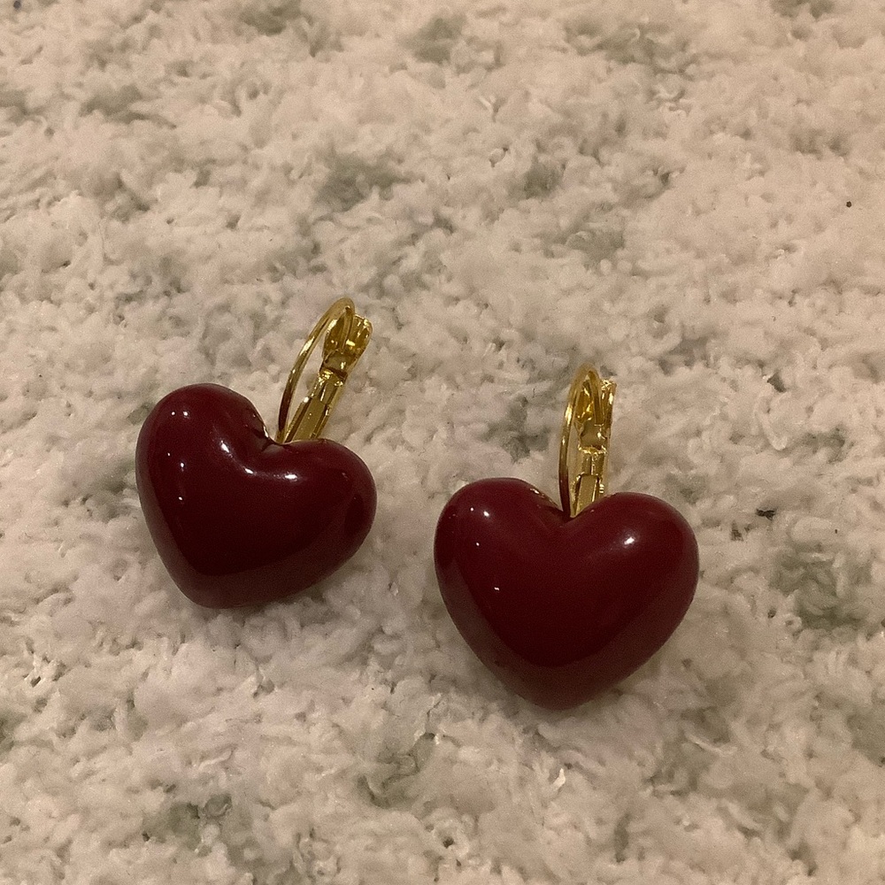 Plump Red Valentines Day Heart Pierced Fashion Earrings with leverback NWT - Picture 2 of 13